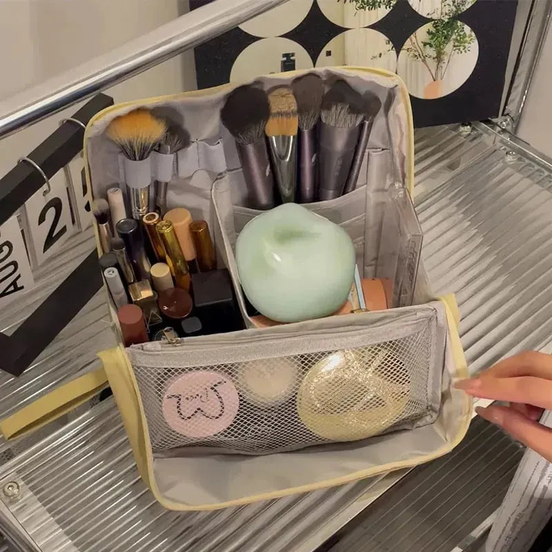 🔥 HOT SALE 🔥Standing Makeup Bag – Portable, Large Capacity