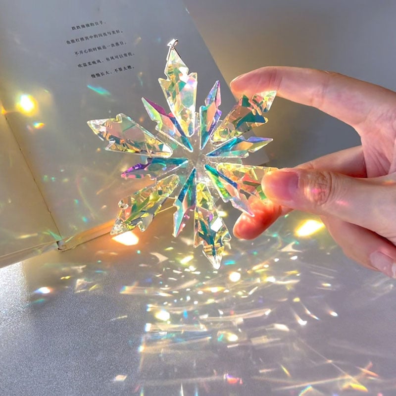 🔥LAST DAY 50% OFF - ❄️🌈Crystal Snowflake Suncatcher