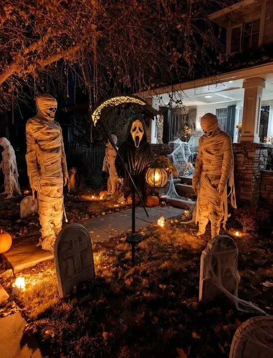 🎉💀 Ghostface Grim Reaper Solar Garden Lantern