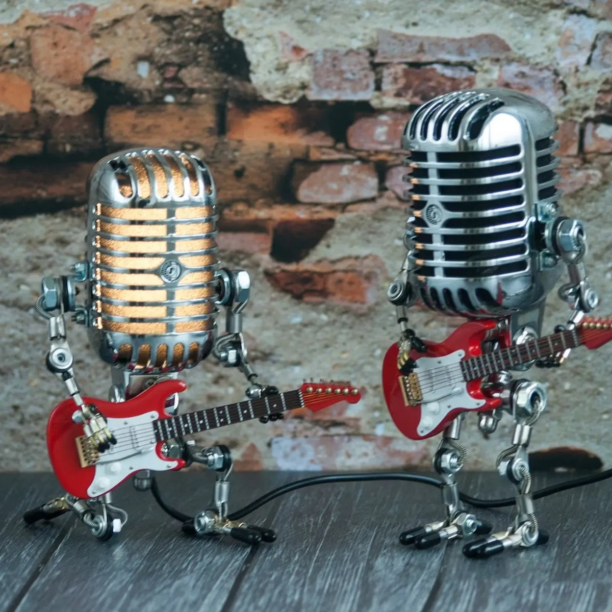 BUY 2 FREE SHIPPING-🎁Vintage Metal Microphone Robot Desk Lamp🎸