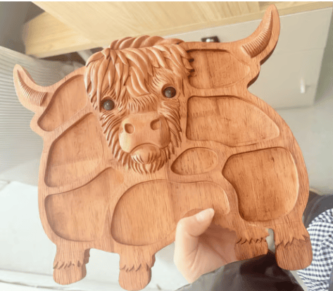 🐮 Highland Cow Wooden Charcuterie Board