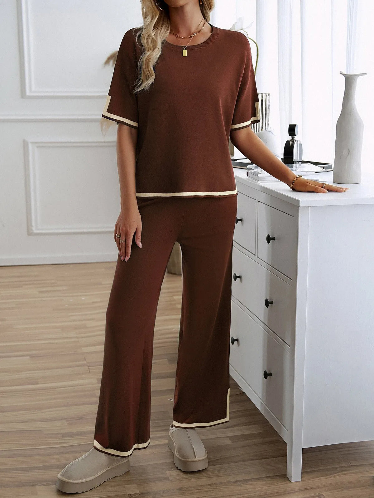 Chic Short Sleeve Knitted Pants Set