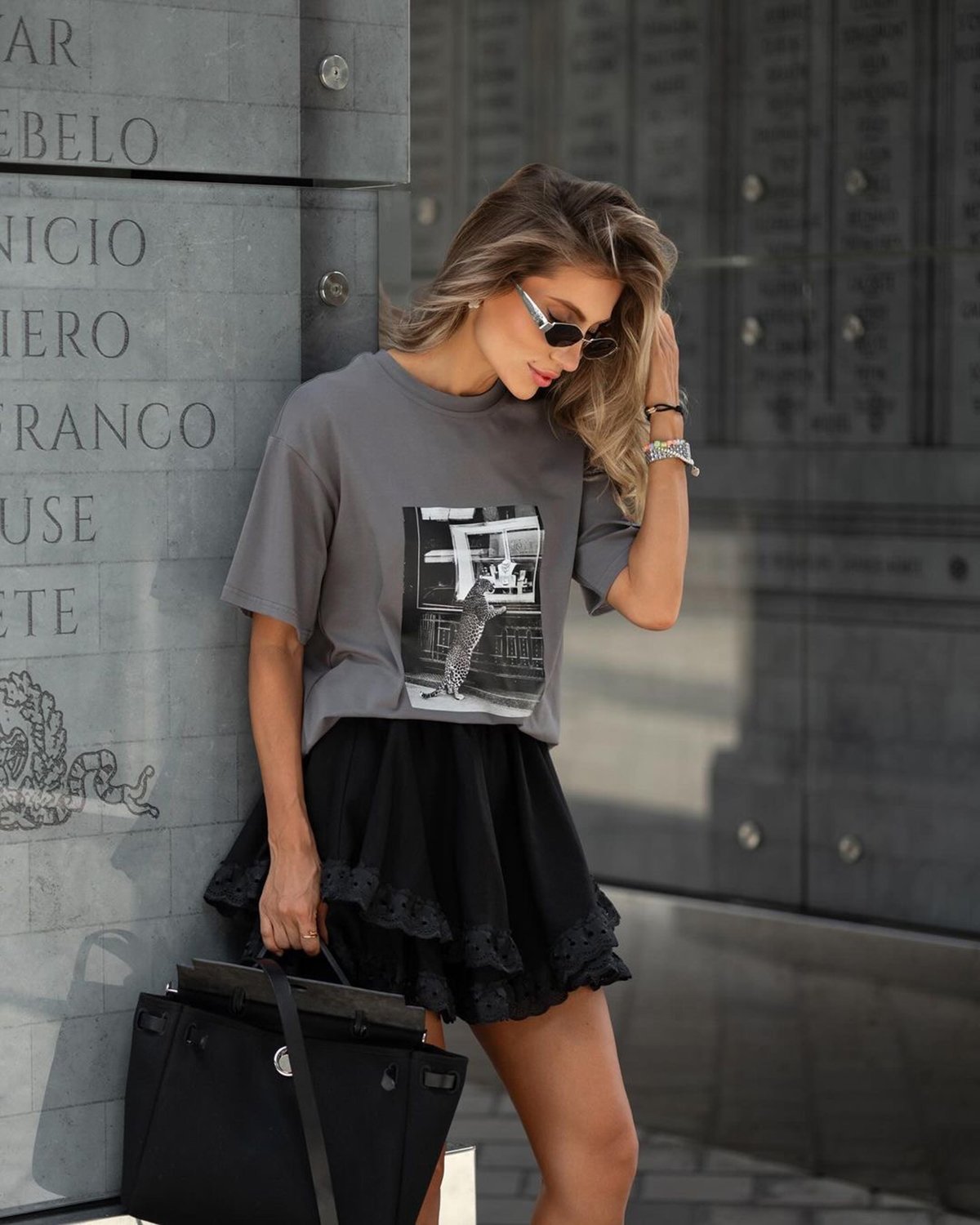 Elegant Ruffled Mini Skirt - Summer Casual Fashion Essential