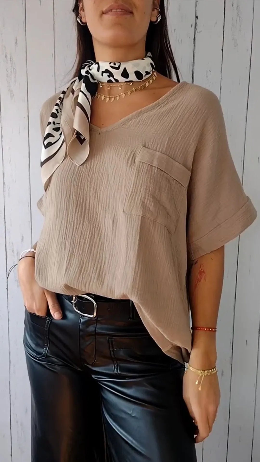 Solid Color V-neck Loose T-shirt👕Buy 2 Free Shipping