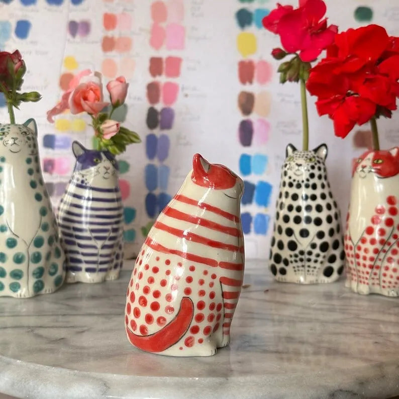 🎉Hand-Painted Cat Vase Collection(🥰Buy 1 Get 1 Free🥰)