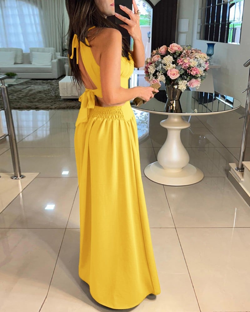 Chic Halter Criss-Cross Flared Dress for a Glamorous Night ✨