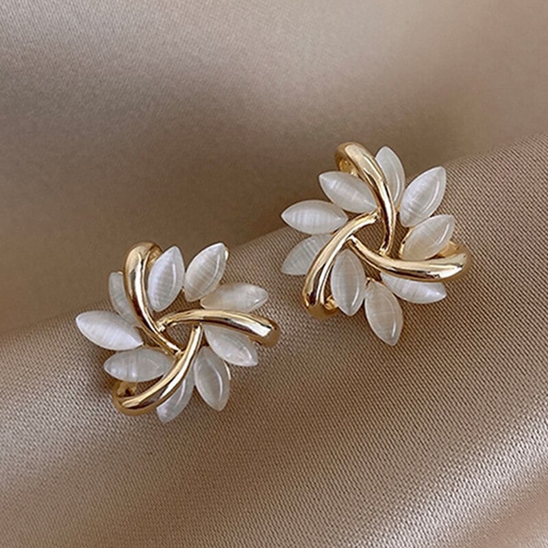 Delicate Flower Zircon Stud Earrings