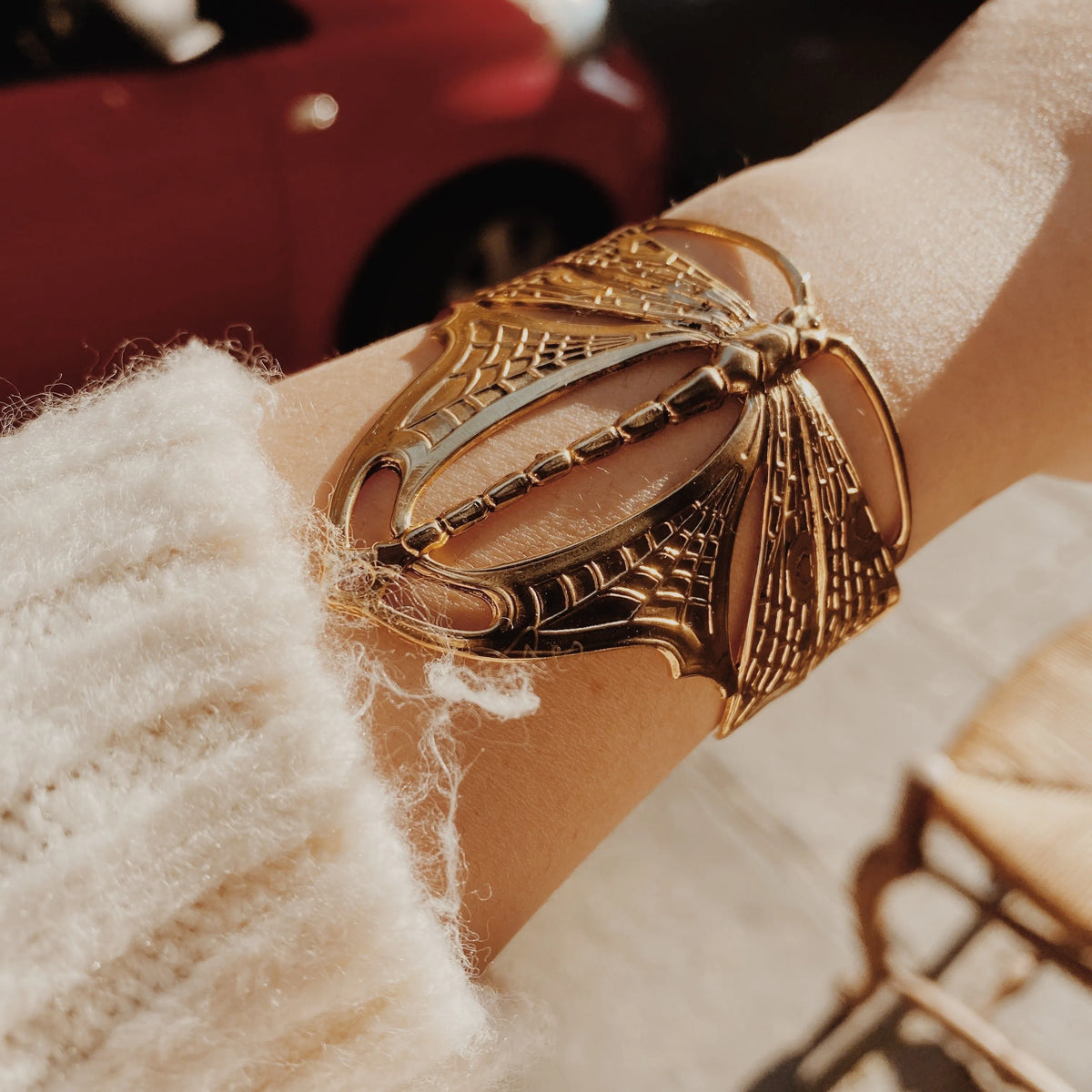 🔥Last Day 49% OFF - 💫Handmade Gold Flying Dragonfly Bracelet