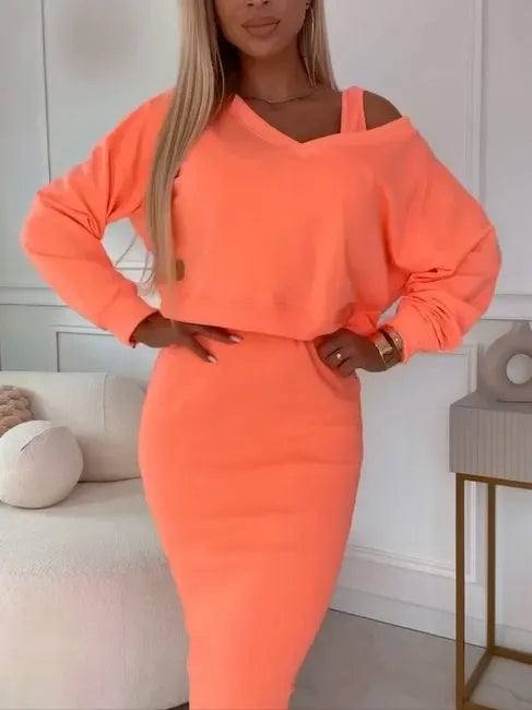 💥New Arrive - 49% OFF💥Women's 2-Piece Set Sleeveless Dress & Loose V-Neck Pullover