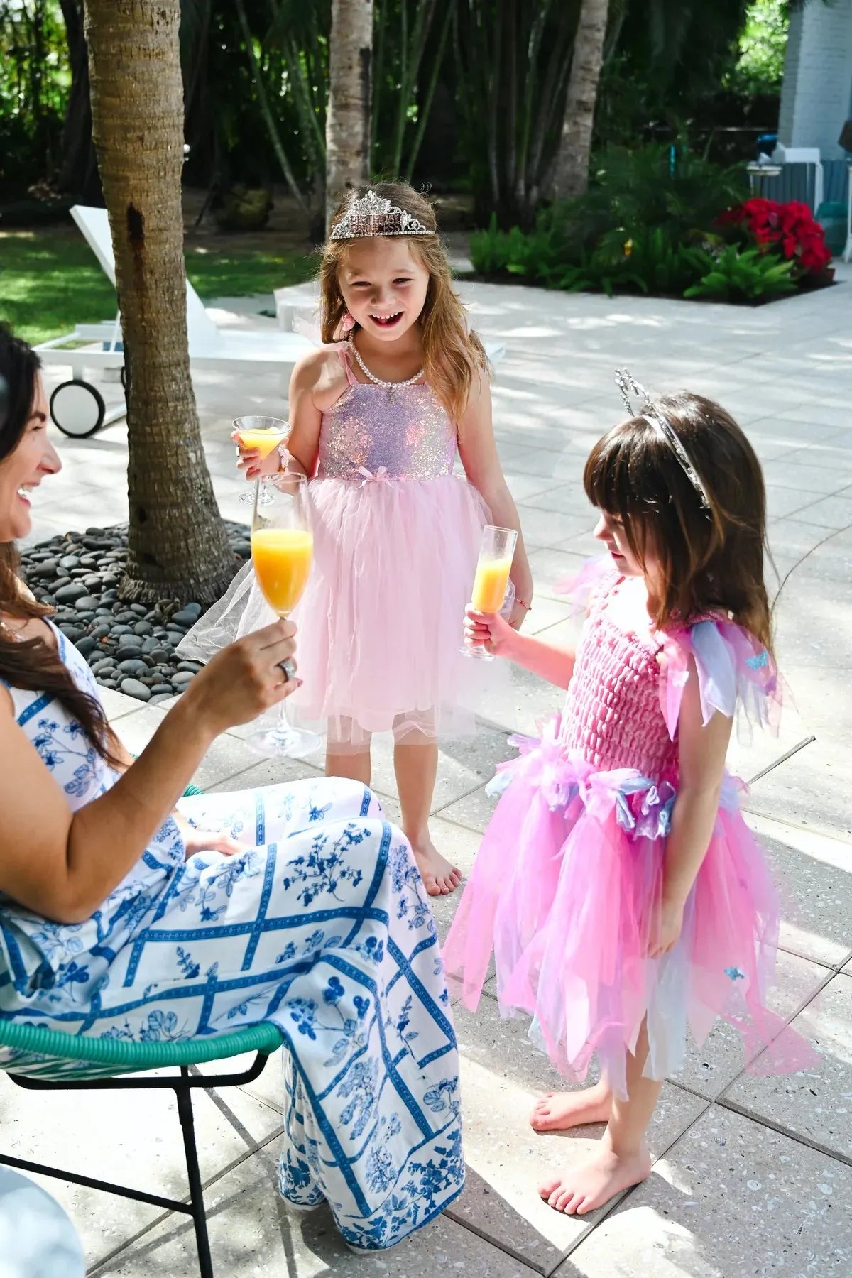 🏖️🥤 Tini Cheers 3-Pack Stemmed Kids Cups, Shatterproof BPA-Free Transparent Tritan Drinking Cups, Top-Rack Dishwasher Safe for Toddlers Ages 2+ 🍸️🍷