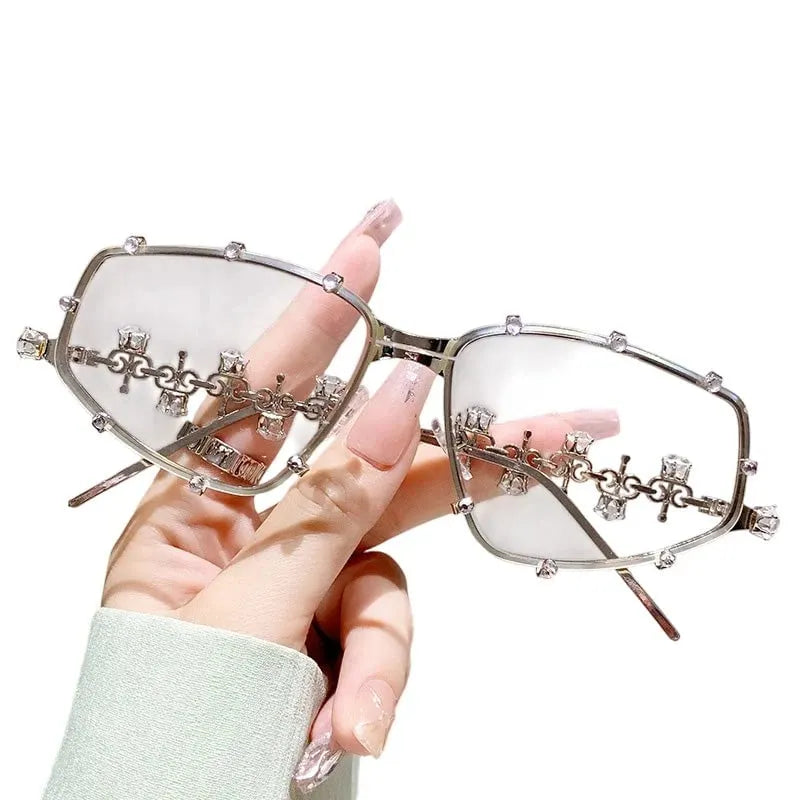 🔥 HOT SALE 🔥📢📢40% OFF !! ⏰Chic Sunglasses with Rhinestone Accents for Women
