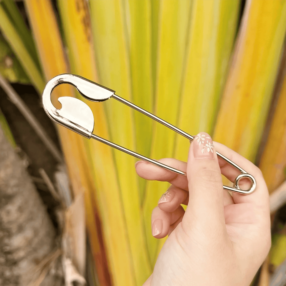 Monarch Mega Safety Hairpin