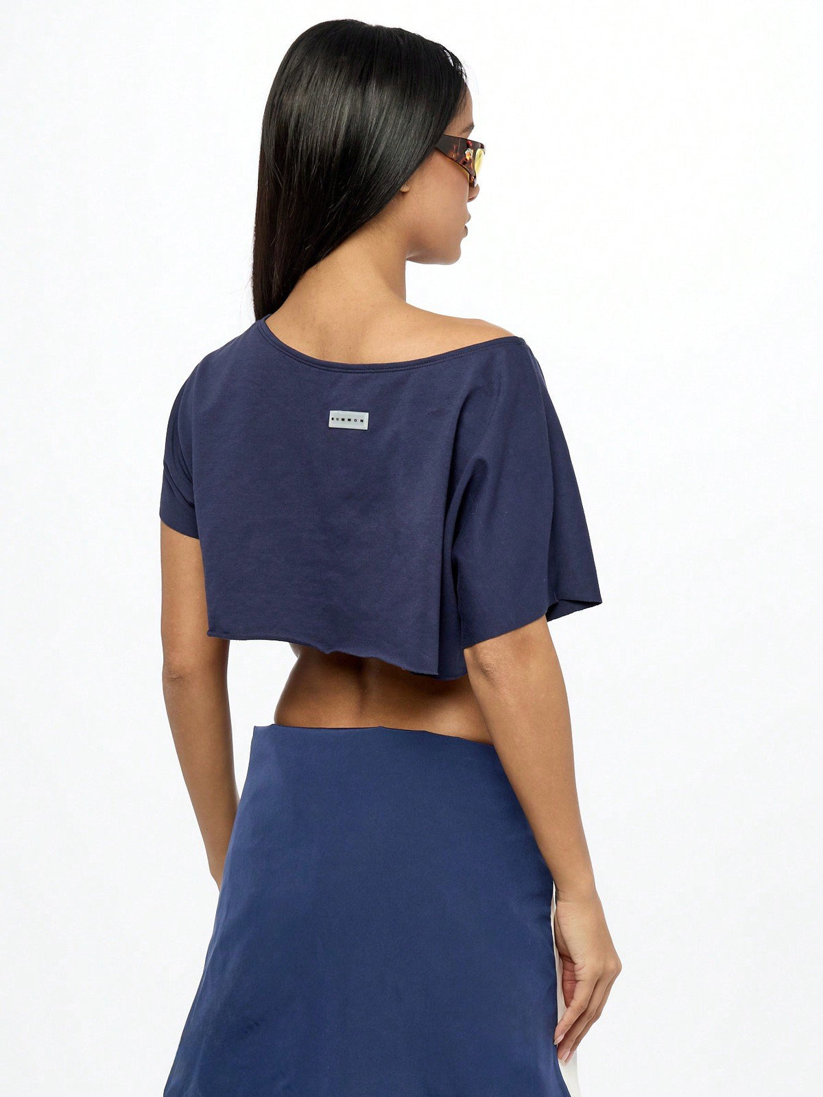 WOMEN Off Shoulder NY Logo Slouchy Crop Tee Athletic Varsity Sports Fan Streetwear Workout Fashion Athleisure Cropped T-Shirt Summer Urban Style