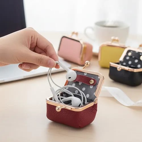 🎉✨New Arrival✨PU Leather Mini Jewelry Box