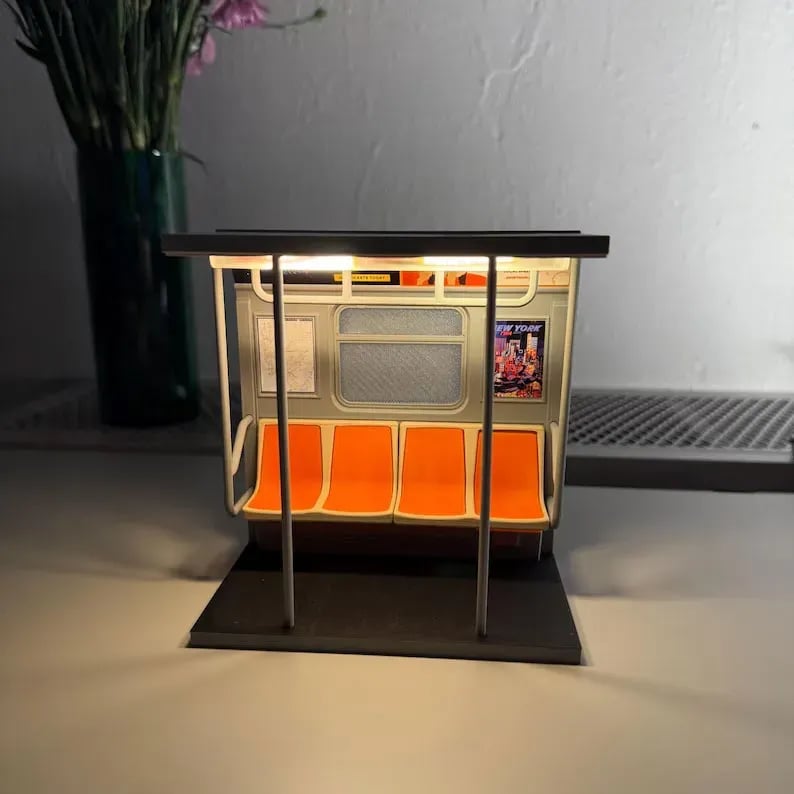 🔥HOT SALE🔥🚇NYC Subway Train Lamp –   Includes 3 Interchangeable Posters 🔥(Clean, no pee smell🤣)