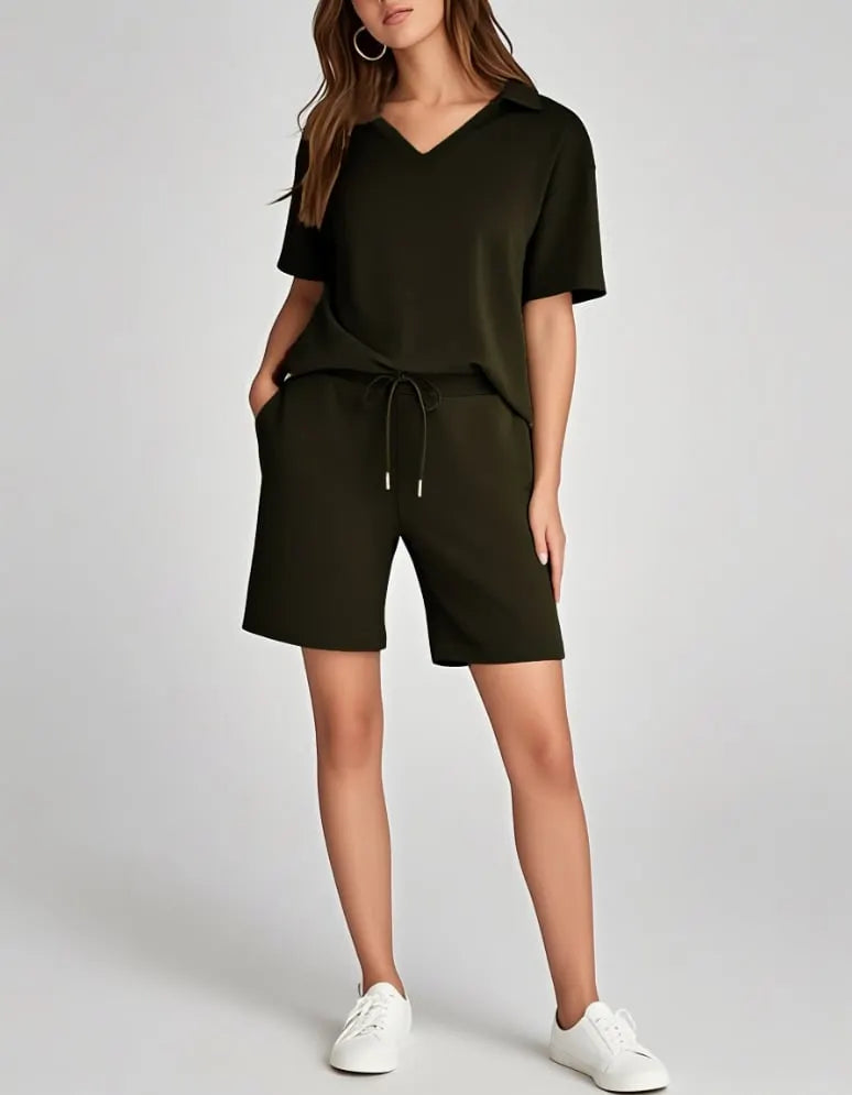 🔥Women's Summer 2-Piece Set - Lightweight & Breezy Short-Sleeve & Shorts Set