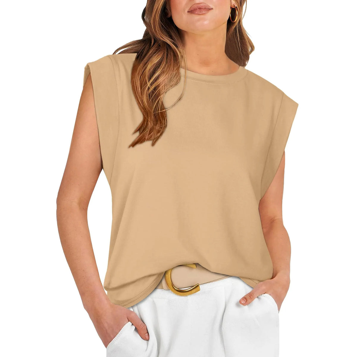 Solid colour top with round neck and wing sleeves