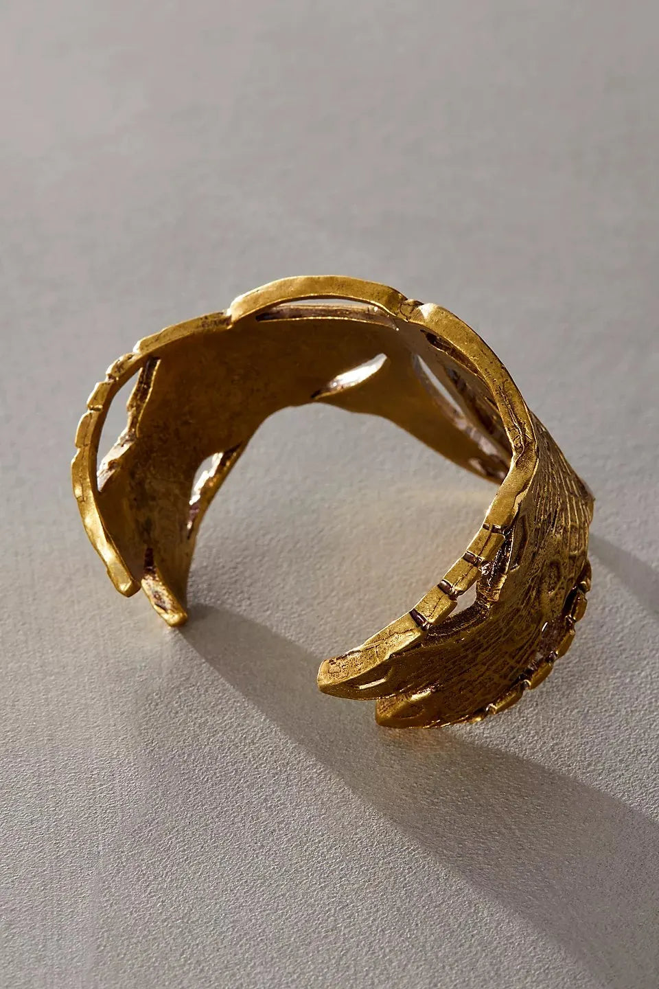 🔥Last Day 49% OFF - 💫Handmade Gold Flying Dragonfly Bracelet