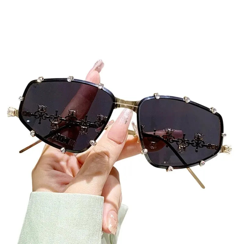 🔥 HOT SALE 🔥📢📢40% OFF !! ⏰Chic Sunglasses with Rhinestone Accents for Women