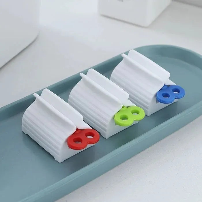 🔥🔥Rolling Toothpaste Squeezer (Buy 10pcs Only 3.99/pc)