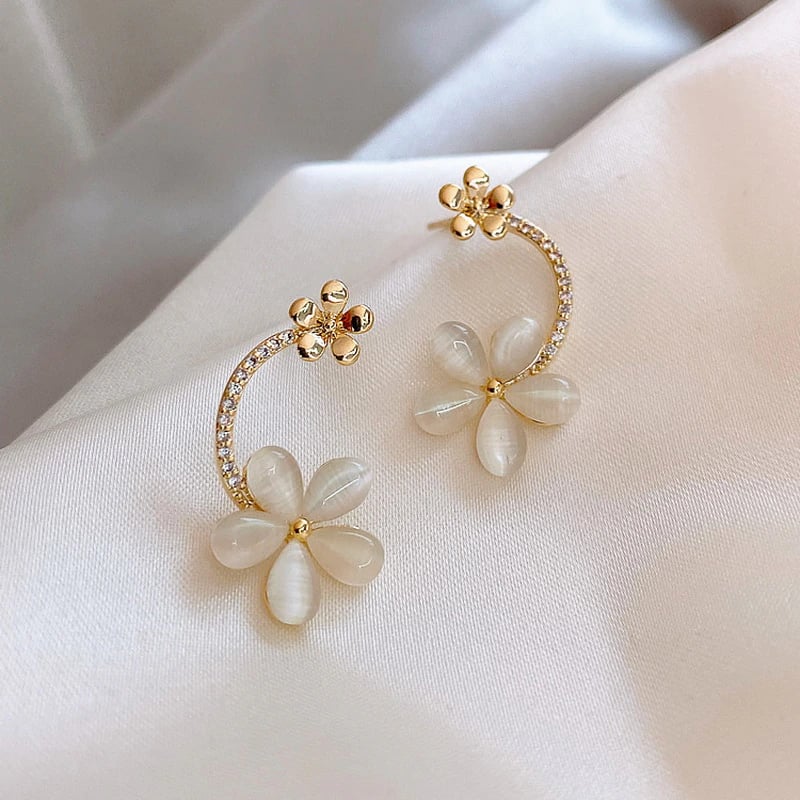 Korean Style Light Luxury Flower Stud Earrings