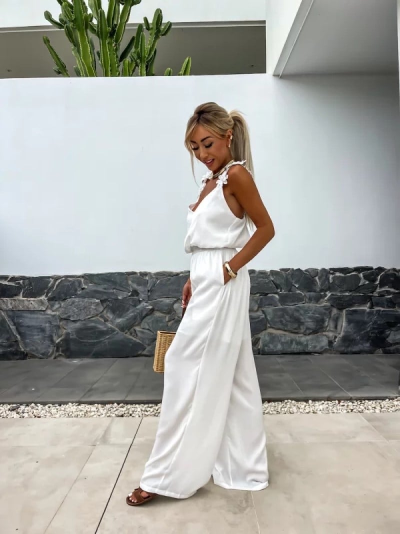 ✨Fashion vest + temperament wide leg pants🌸