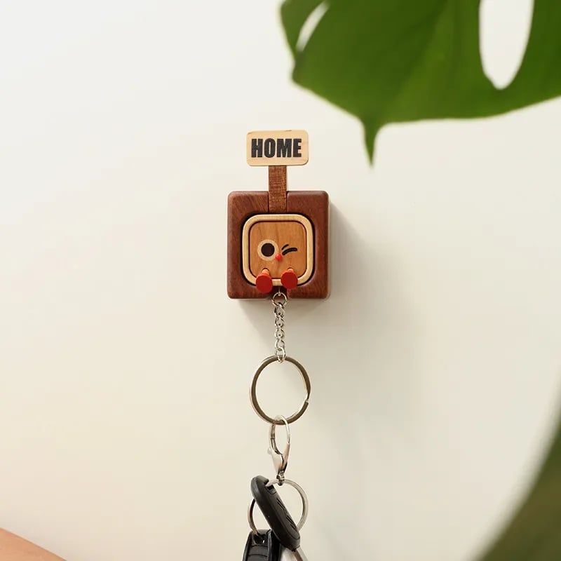 🎉 🔥Hot Selling:Creative Wooden Key Hooks with Funny Facial Expressions - Functional & Stylish Key