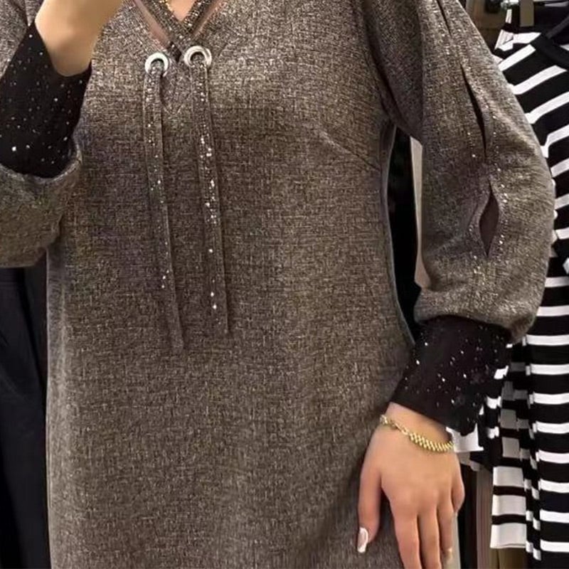 Women's long-sleeved dress, V-neck, tether.