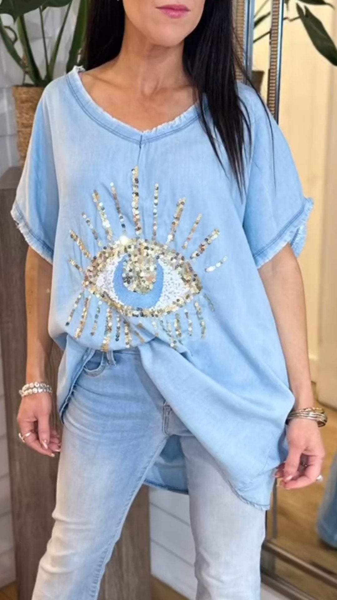 V-neck Devil's Eye Casual T-shirt (Buy 2 Free Shipping)