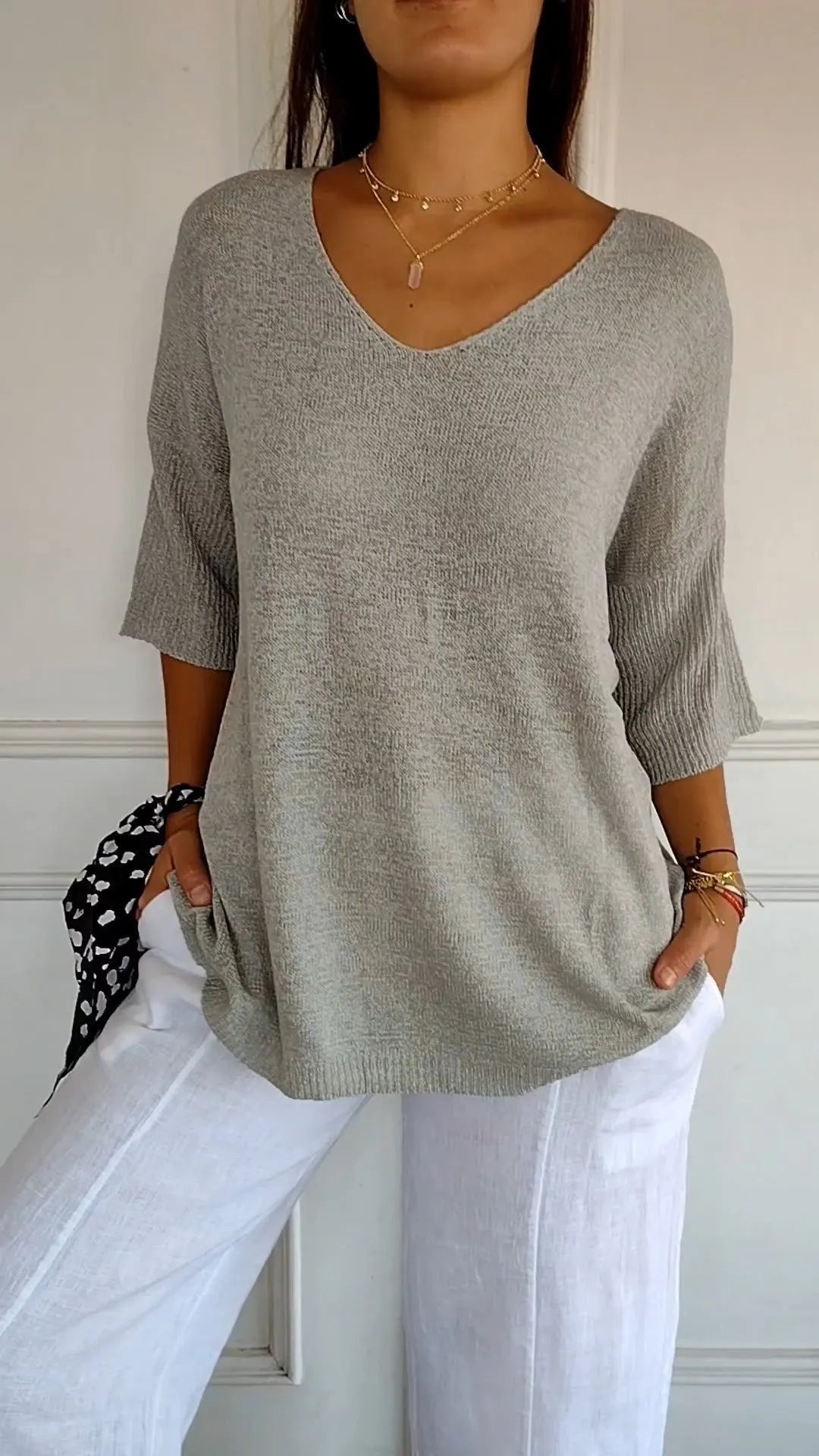 🔥Spring Sale 49% OFF - Solid V-neck knitted top