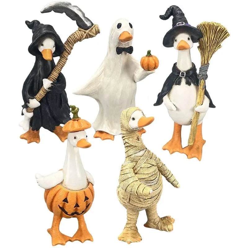🔥 HOT SALE 🔥🎃BORING HALLOWEEN DECOR?🎃 Spooky Duck Set – Hand-Painted, 5 Characters, Weather-Resistant – For Shelves, Desks & Outdoors! 🦇