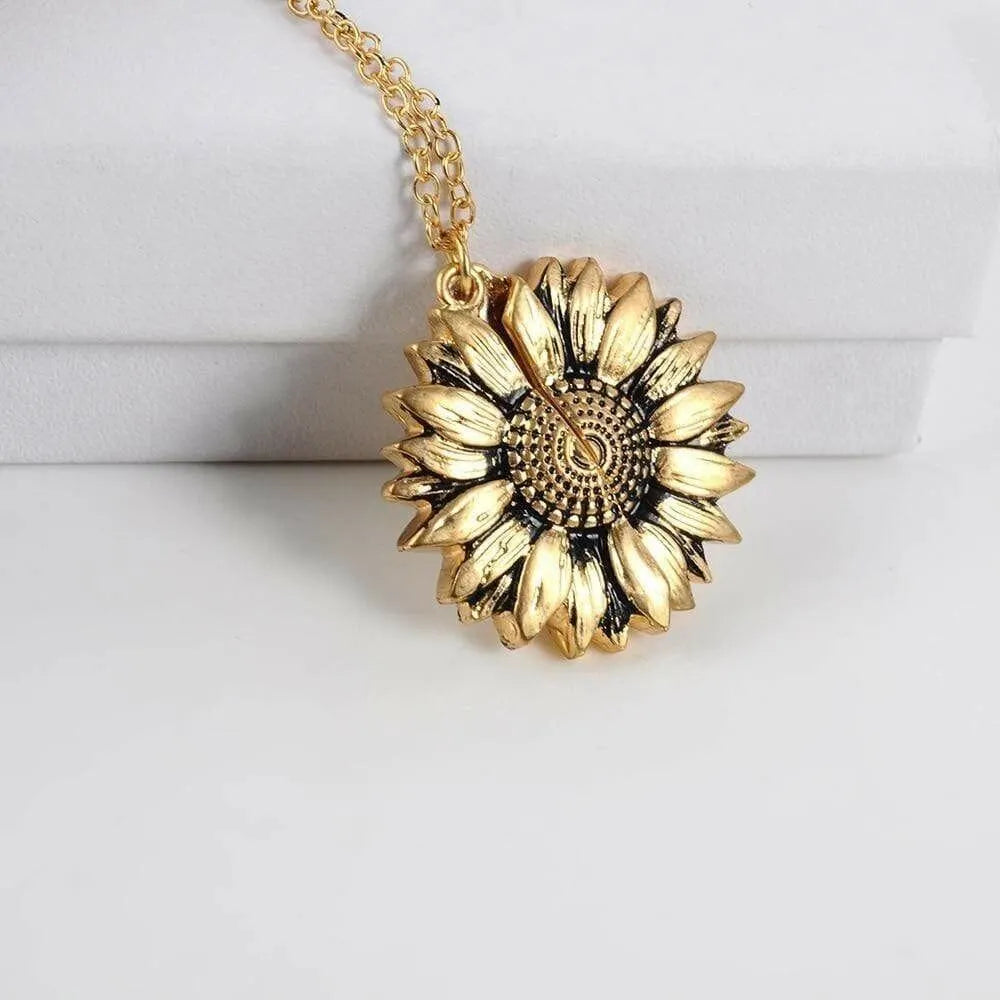 🔥Sunflower Necklace(Double-sided engraving)
