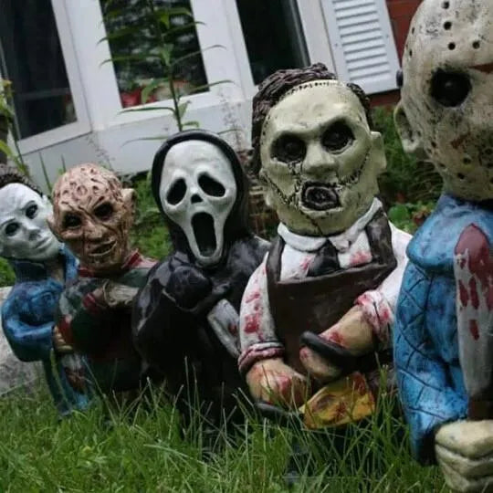 HORROR MOVIE GARDEN GNOMES KILLER