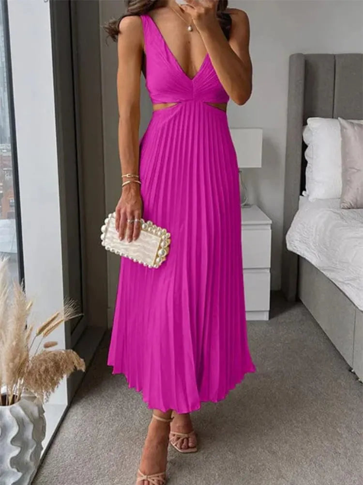 Elegant V-neck Sleeveless Backless Pleated Maxi Dress