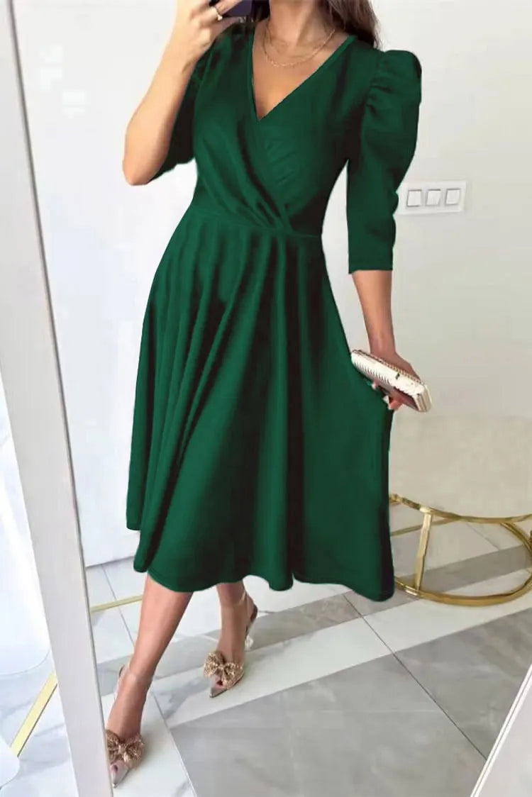 🌸Spring Specials💐 Women's V-Neck Pleated Waist-slimming Midi Dress