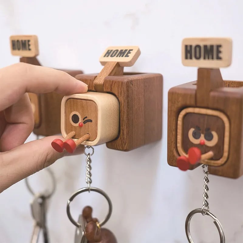 🎉 🔥Hot Selling:Creative Wooden Key Hooks with Funny Facial Expressions - Functional & Stylish Key