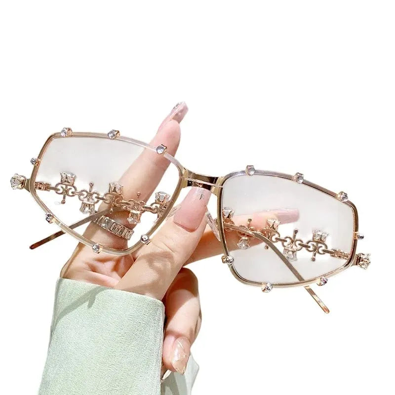 🔥 HOT SALE 🔥📢📢40% OFF !! ⏰Chic Sunglasses with Rhinestone Accents for Women