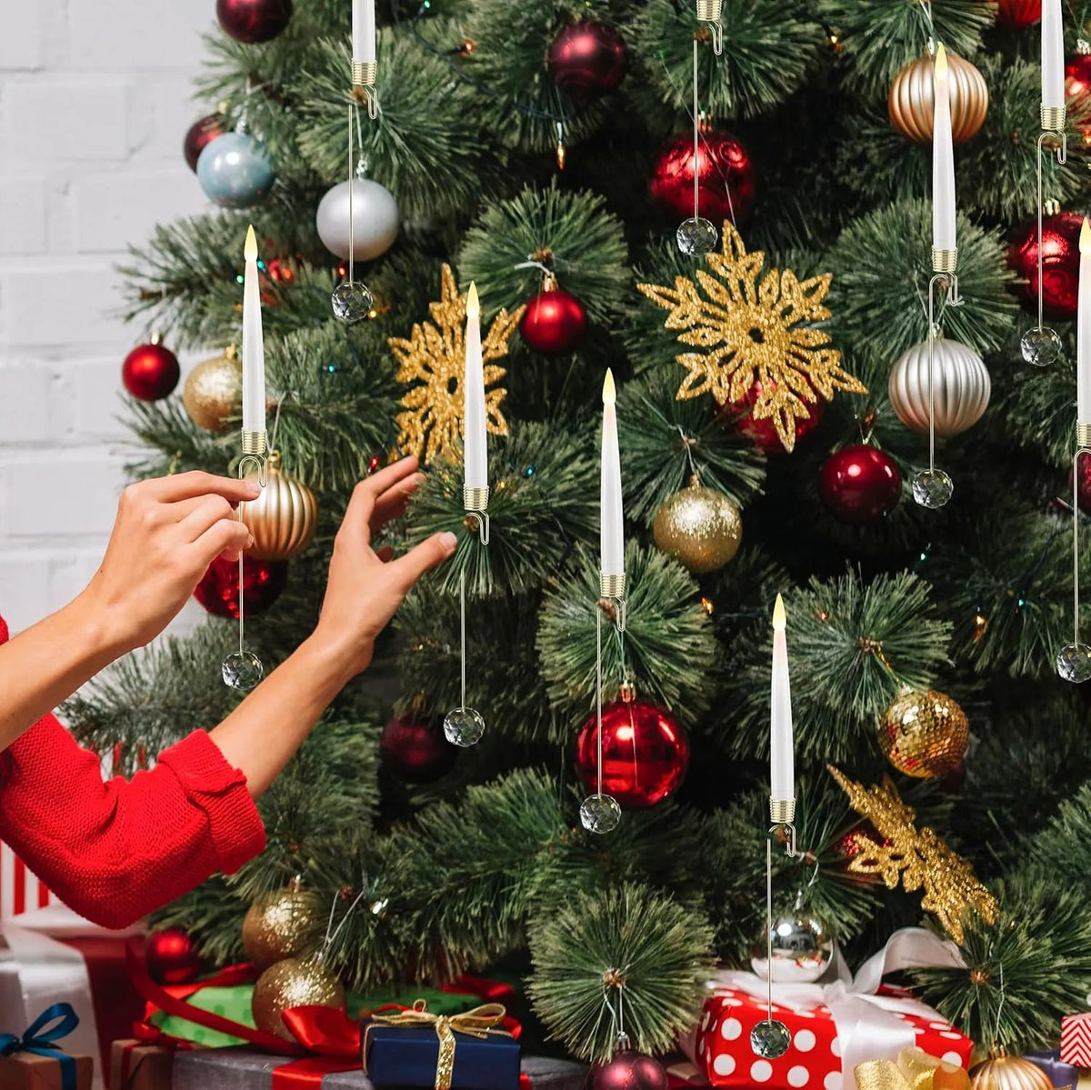 🎉🎄Christmas Tree Led Candles with Clear Crystal Ball Hook