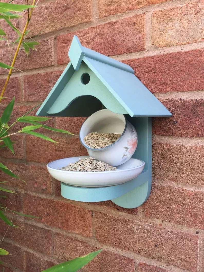 🐦Teapot Bird House and Feeder[ 🔥BUY 2 FREE SHIPPING🔥]