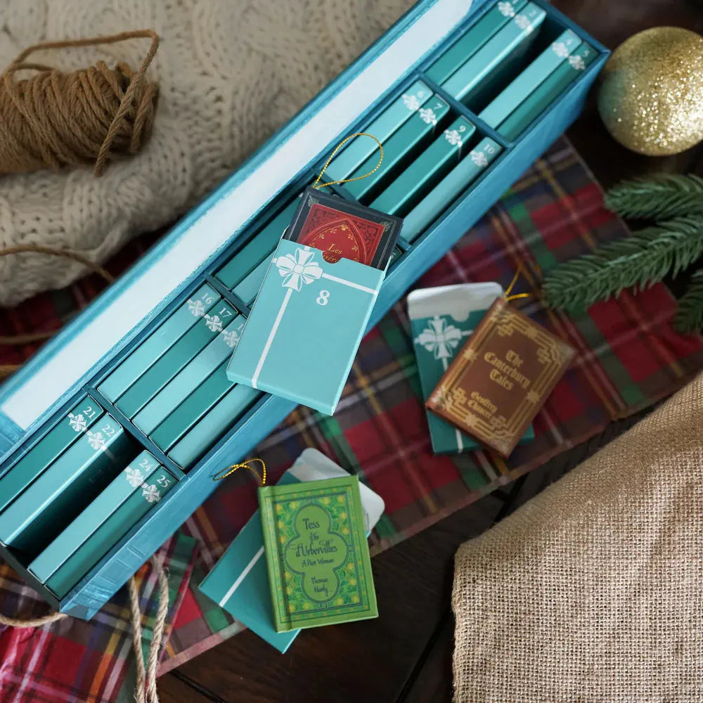 Mini Book Ornament Advent