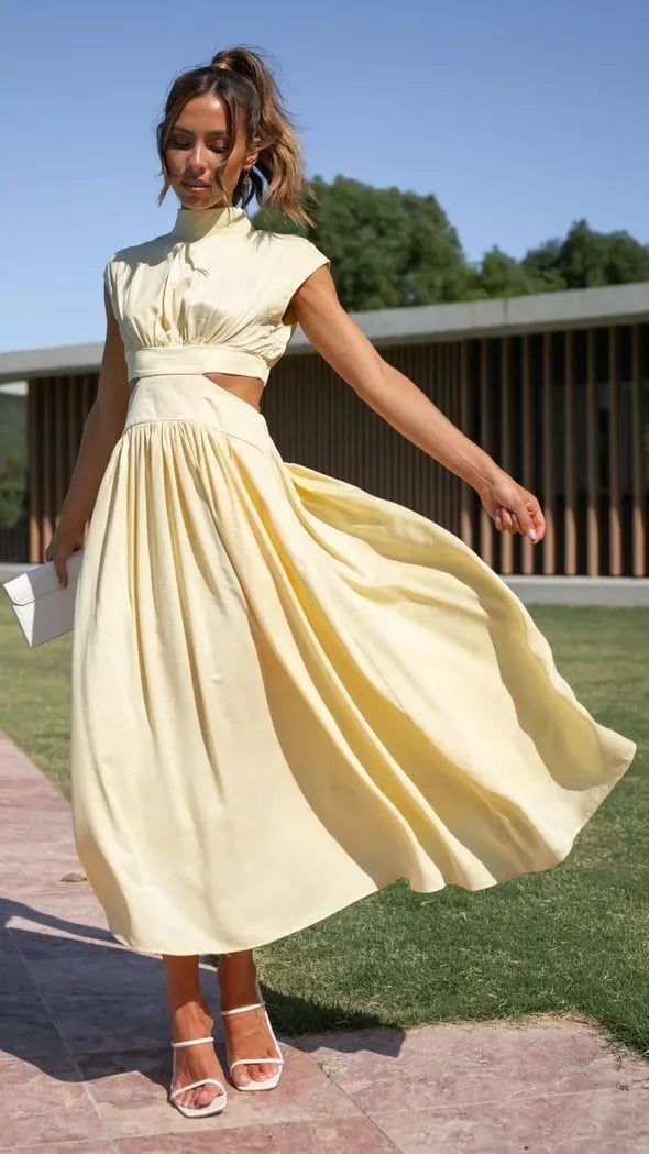 Cutout Waist Pocketed Vacation Midi/Mixi Dress