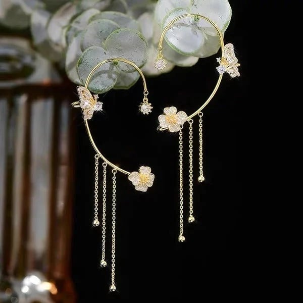🔥HOT SALE🔥✨🦋Cubic zirconia earrings with butterfly fringes