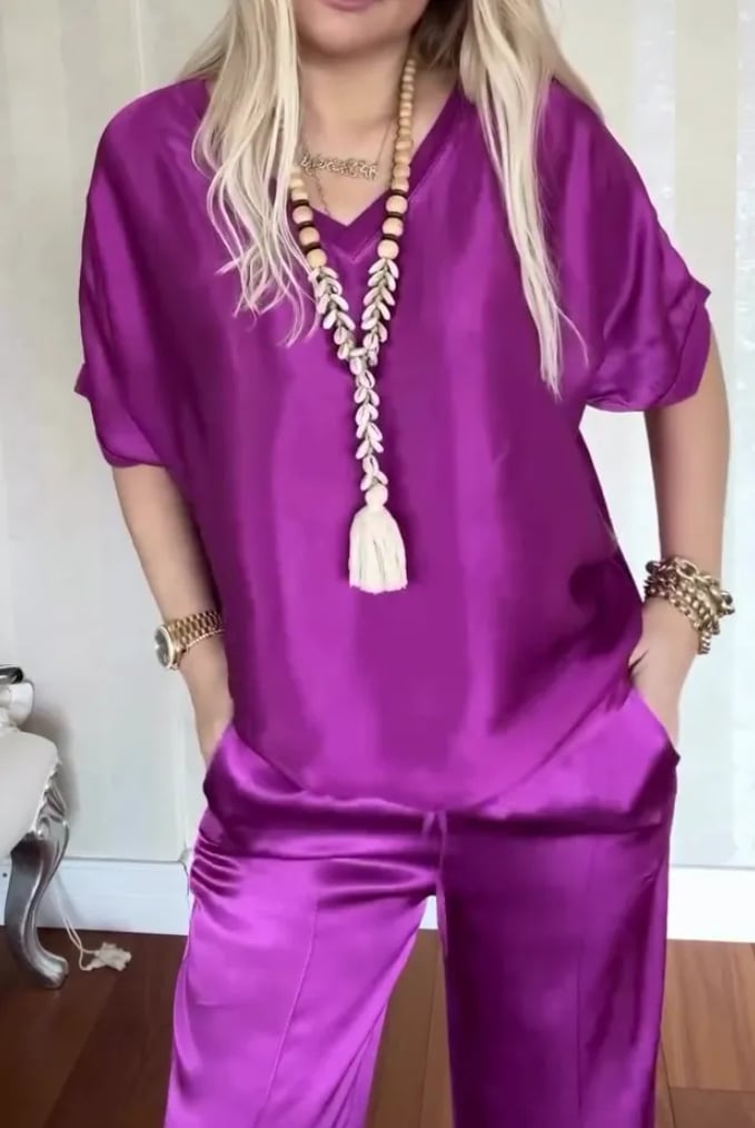 Women's Casual Comfortable V-neck Satin Short-sleeved Two-piece Suit