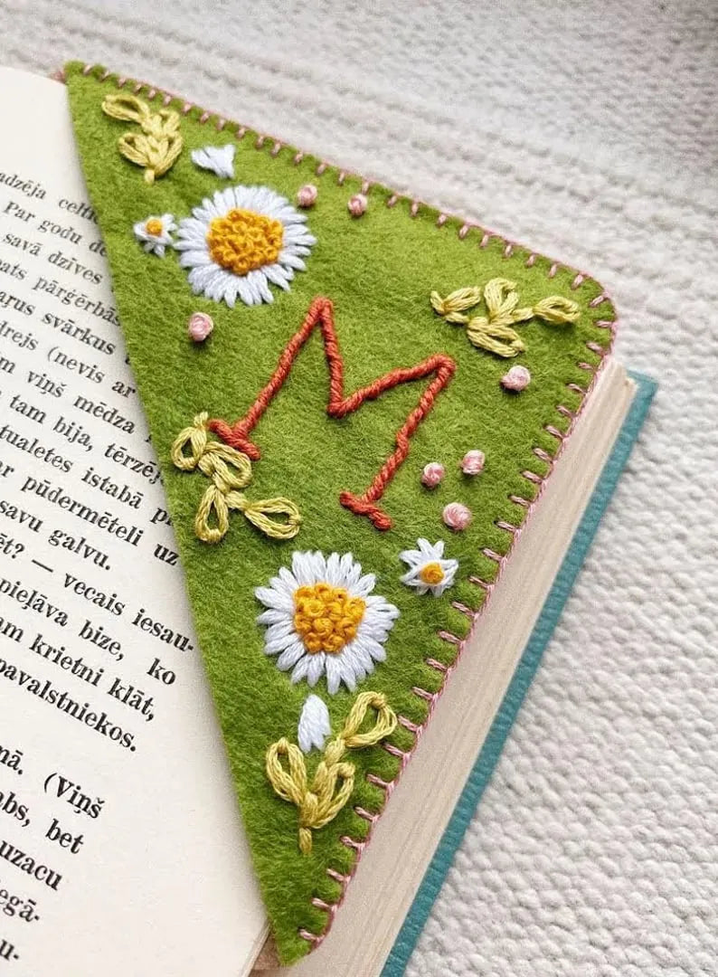 THE 2ND ONE 50% OFF-Personalized hand embroidered corner bookmark