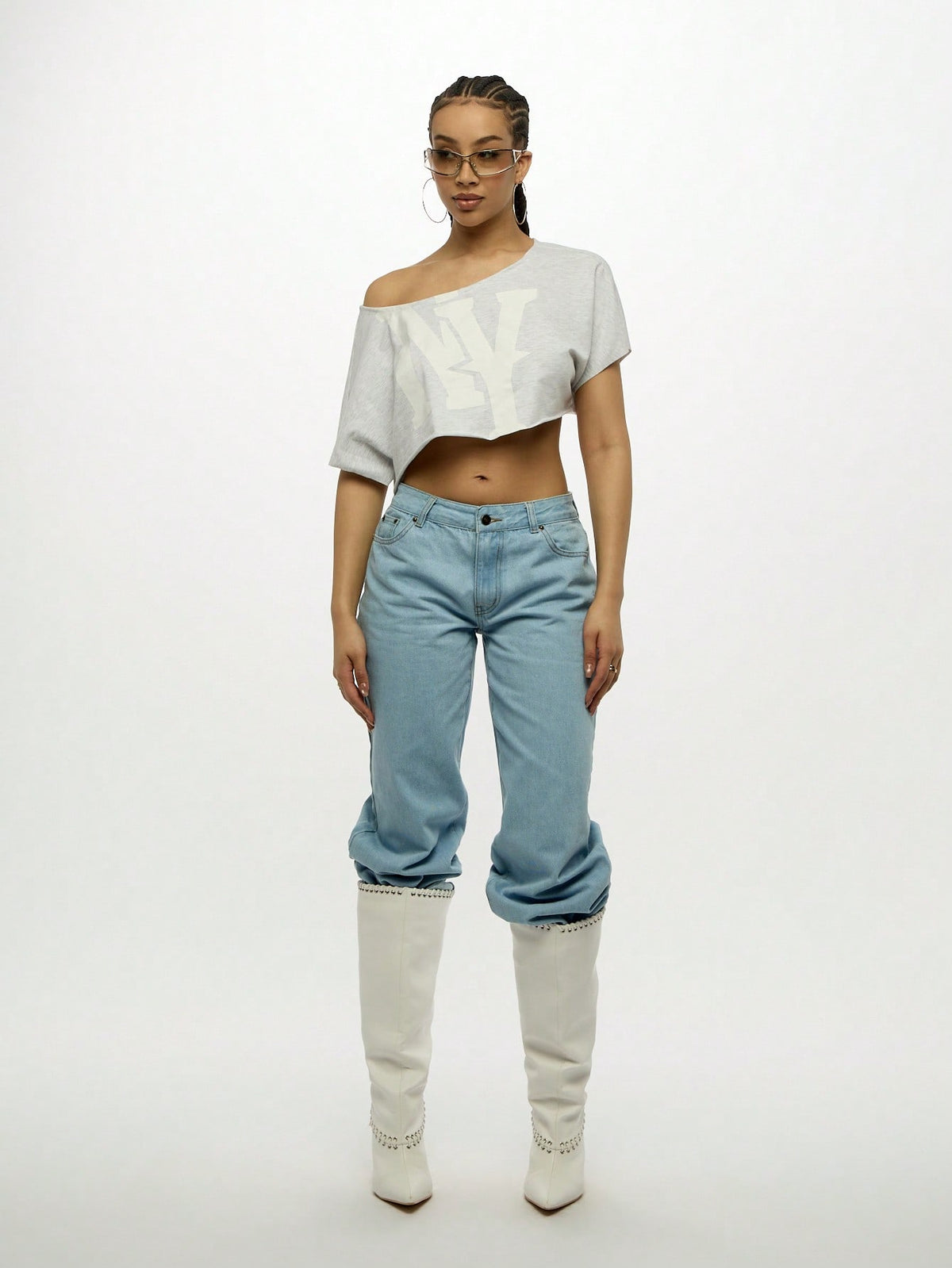 WOMEN Off Shoulder NY Logo Slouchy Crop Tee Athletic Varsity Sports Fan Streetwear Workout Fashion Athleisure Cropped T-Shirt Summer Urban Style