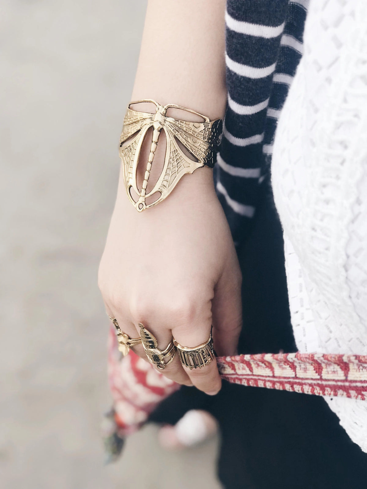 🔥Last Day 49% OFF - 💫Handmade Gold Flying Dragonfly Bracelet