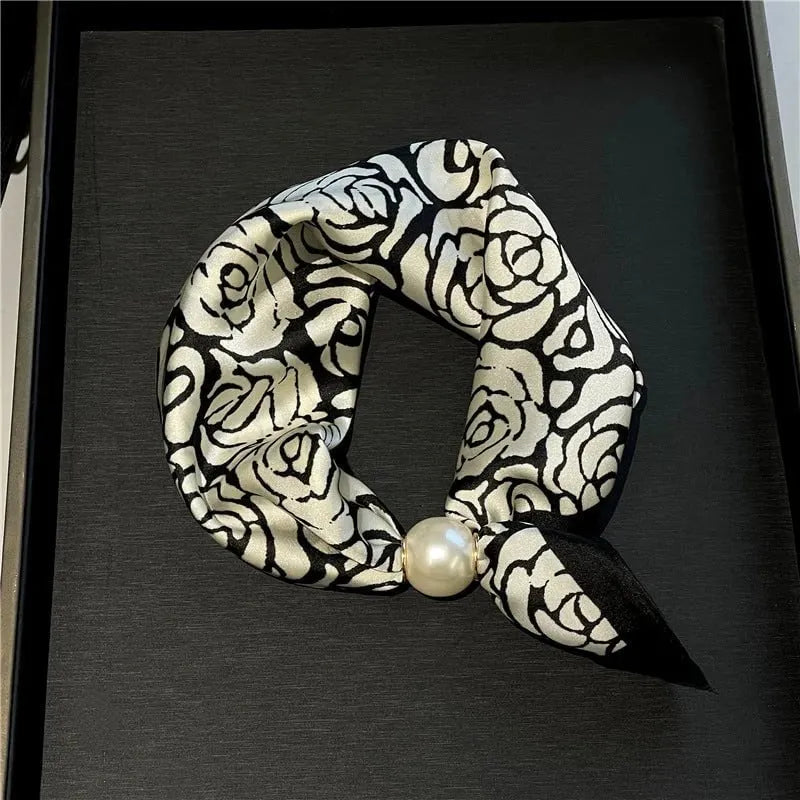 🔥HOT SALE🔥🧣 Effortless Glamour: Pop-On Pearl Necklace Scarf ✨