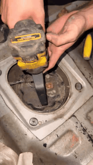 🔥LAST DAY 49% OFF - 🛠️Fuel Tank Lock Ring Tool | Fuel Pump Sender Removal & Installation Tool, Replaces OEM 6599