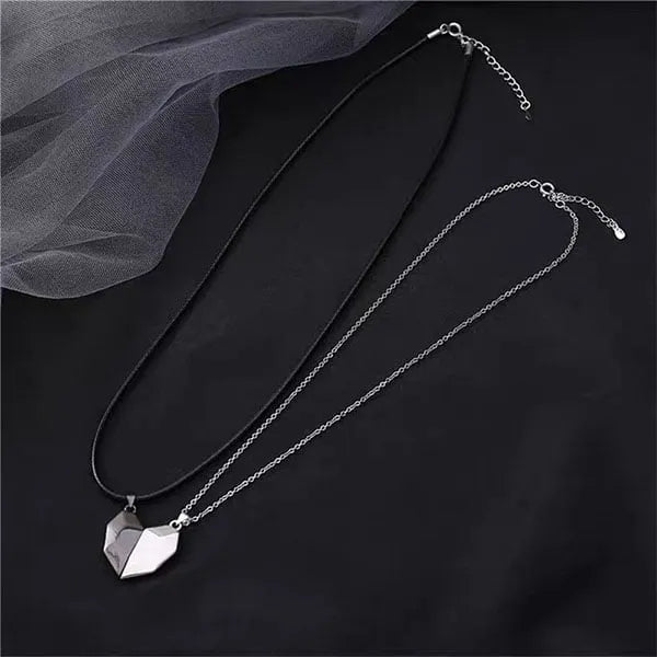 Couples Magnetic Heart Pendants (2Pcs)