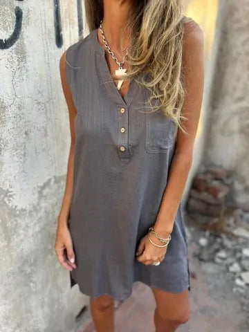 🔥NEW HOT SALE🔥Women's Sleeveless Button Pocket V-Neck Dress